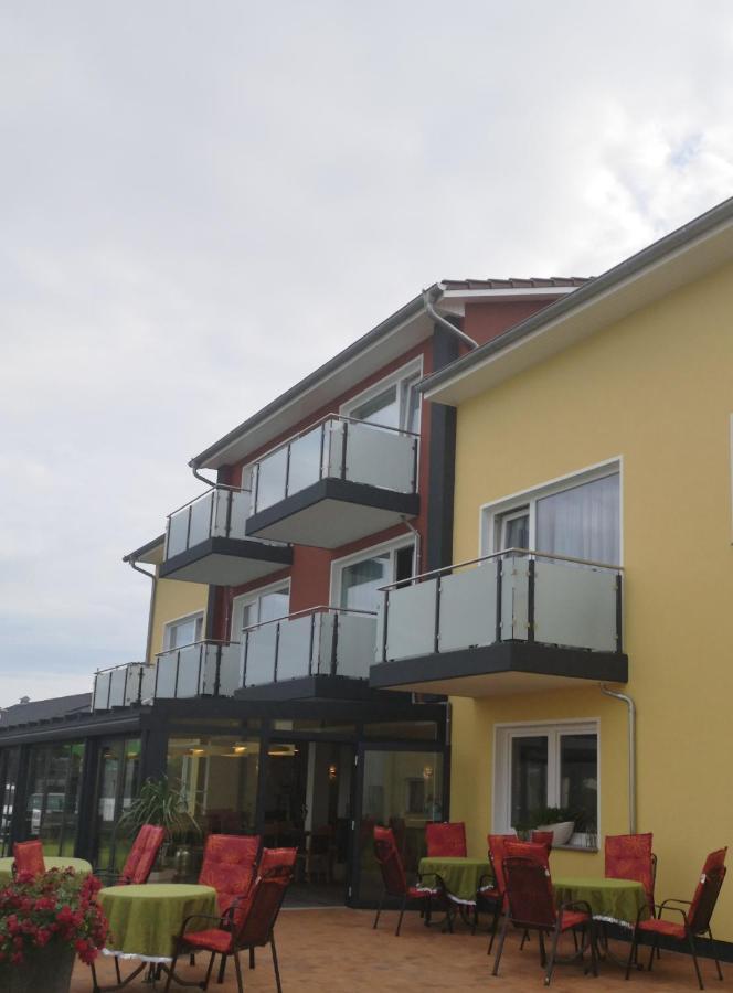 Schlechters Feriendomizil Apartamento Zinnowitz Exterior foto